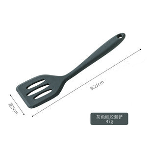 High-Temperature Silicone Non-Stick Pan & Spatula Set